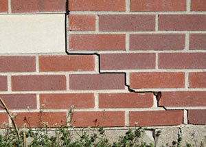 a foundation wall crack on a Stony Point home.